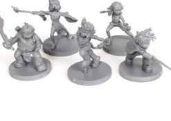 Les Légendaires — Les figurines