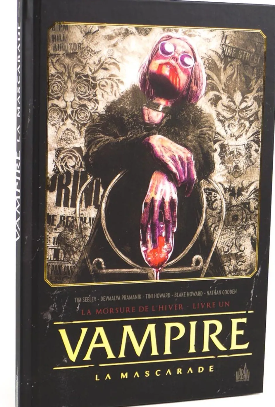 Vampire La Mascarade : La morsure de l'hiver Livre 1